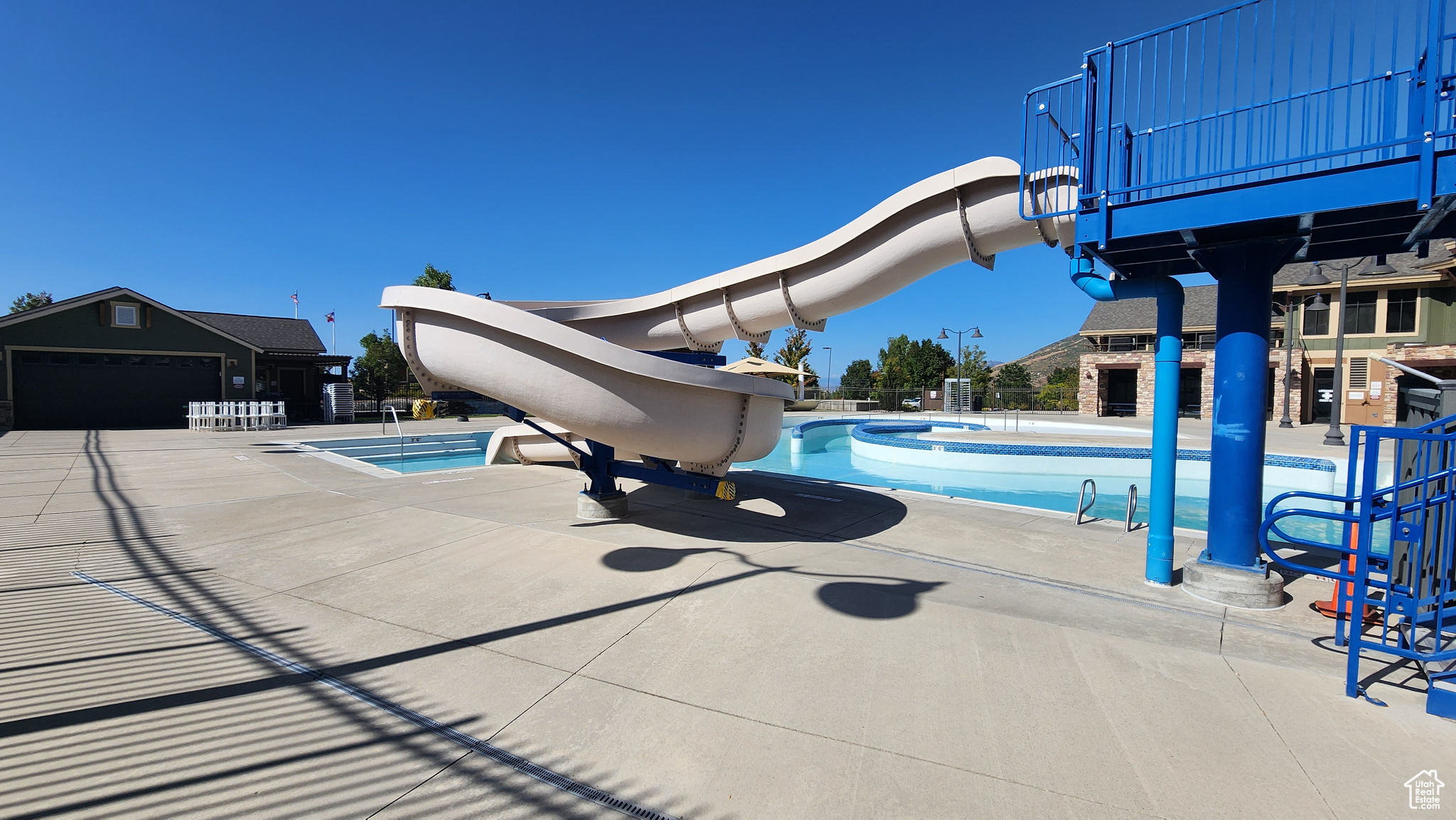 EAGLE CREST NO 1 AT SUNCREST - Residential