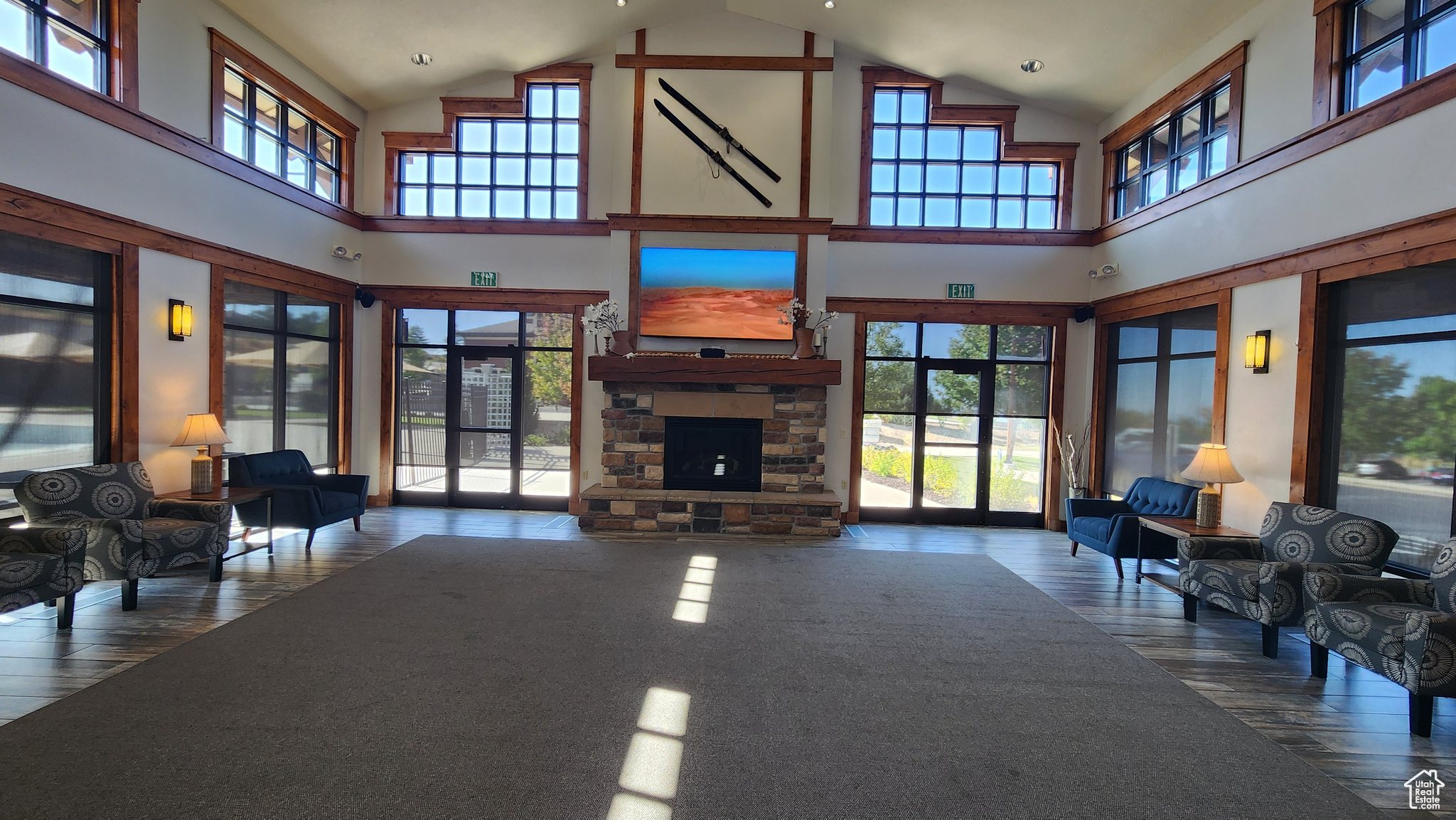 EAGLE CREST NO 1 AT SUNCREST - Residential