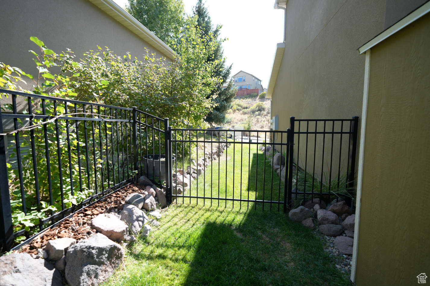 EAGLE CREST NO 1 AT SUNCREST - Residential