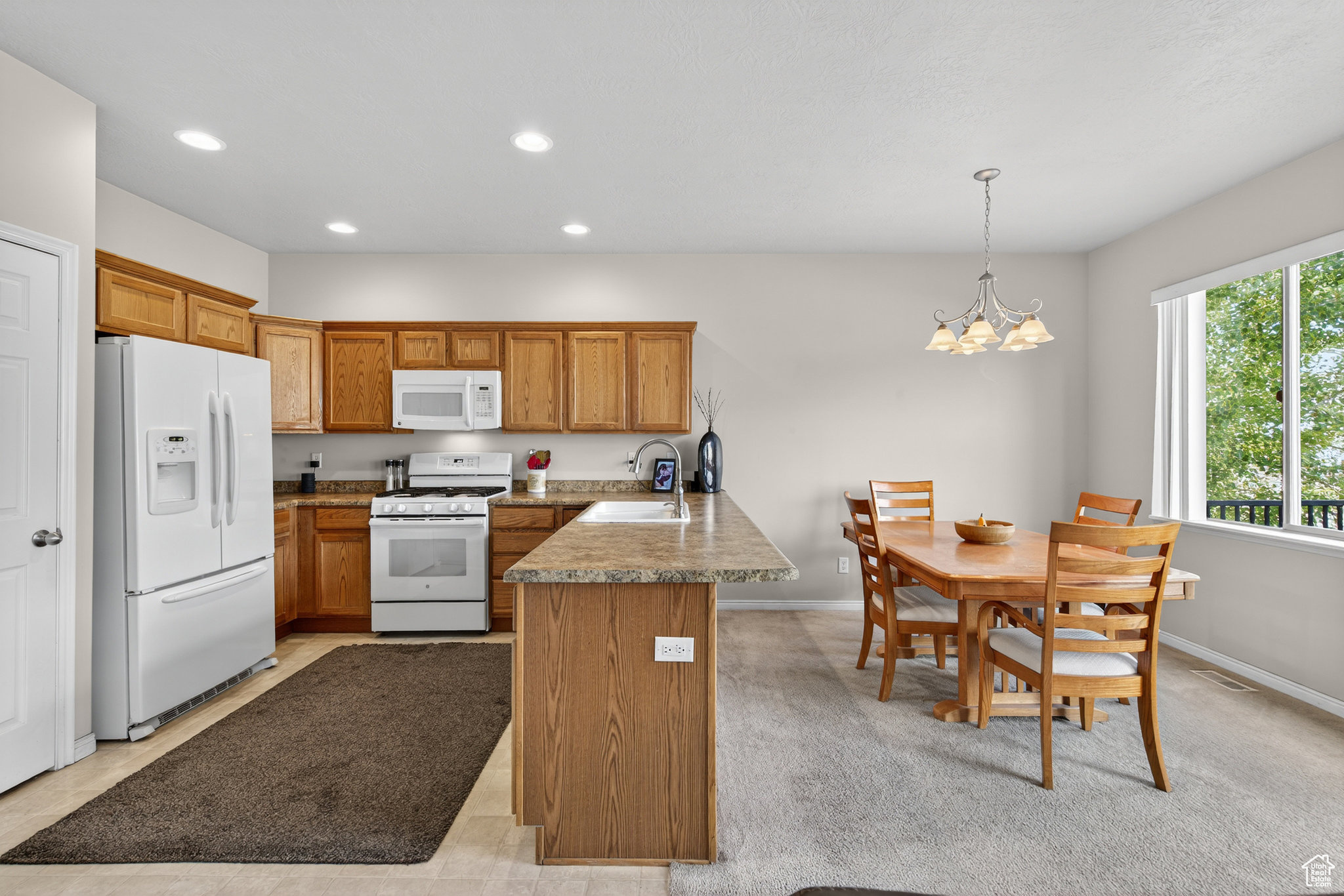 EAGLE CREST NO 1 AT SUNCREST - Residential