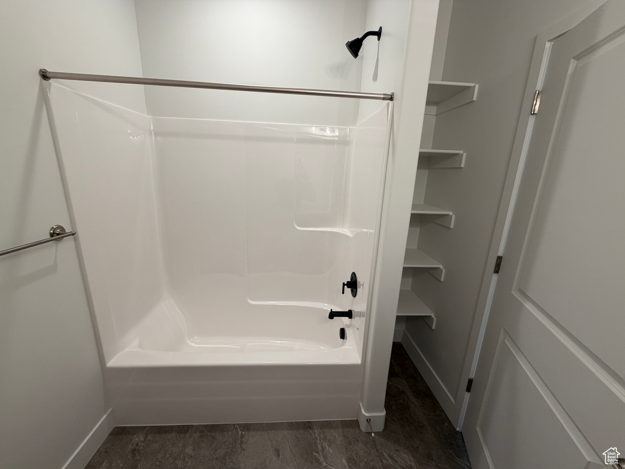 RIVER RUN - Residential