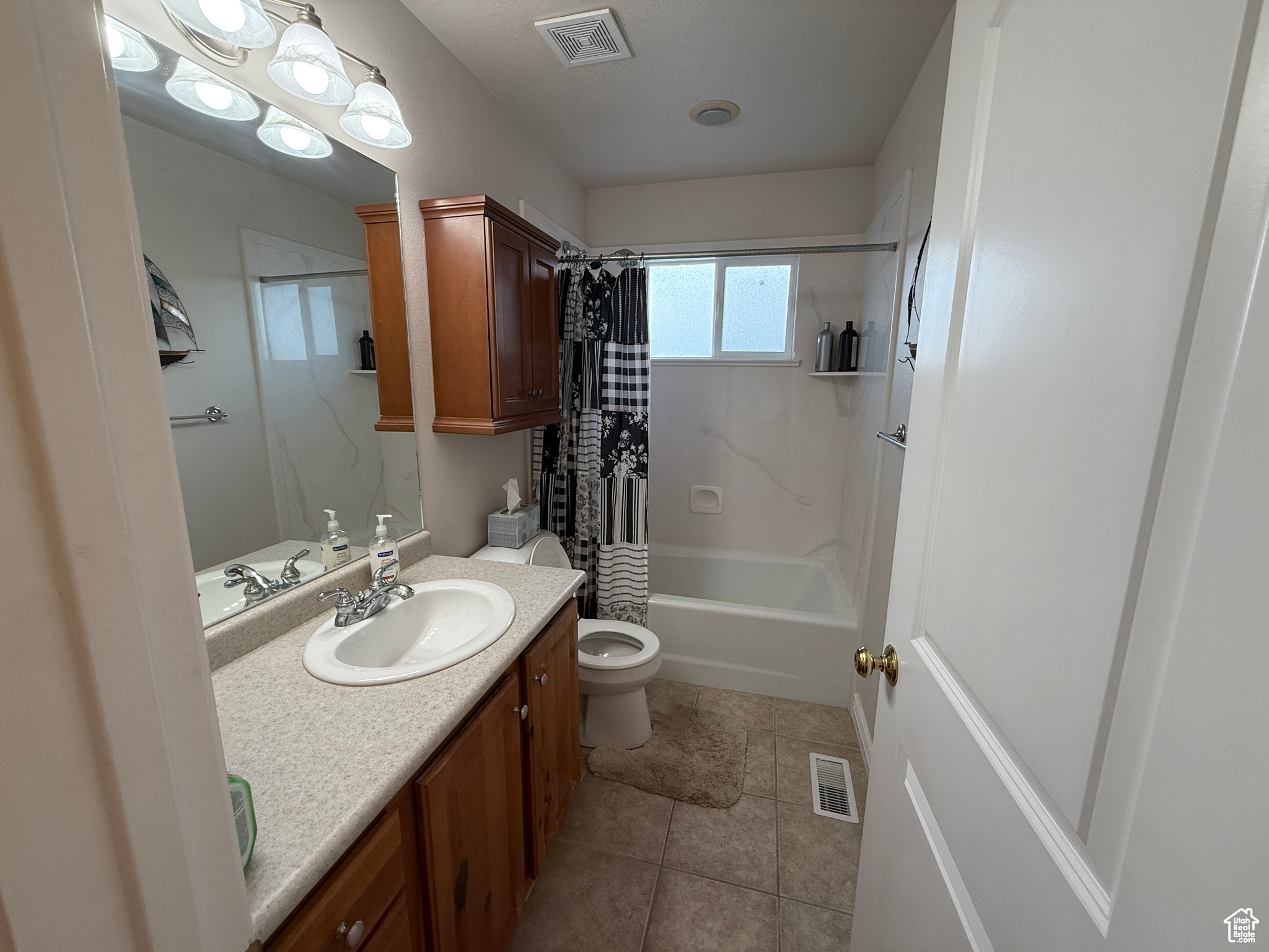 OAK RIDGE ESTATES SUBDIVISION - Residential