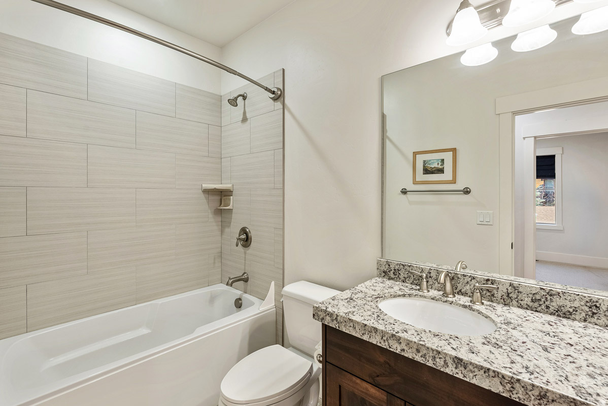 PARKS EDGE - Residential