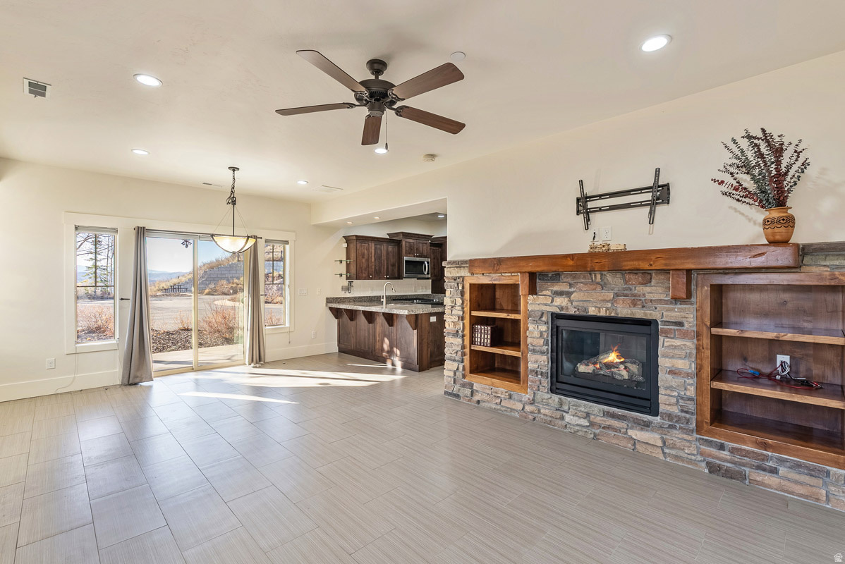 PARKS EDGE - Residential