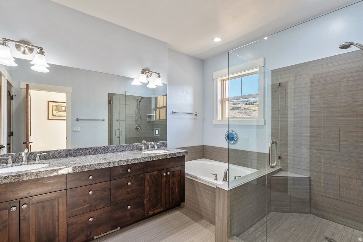 PARKS EDGE - Residential