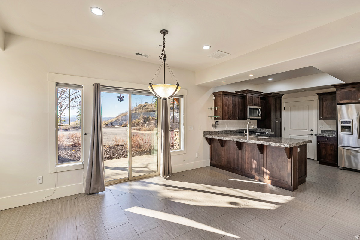 PARKS EDGE - Residential