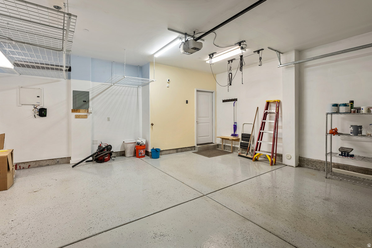 PARKS EDGE - Residential