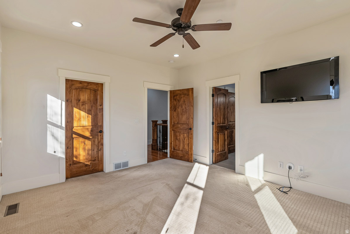 PARKS EDGE - Residential