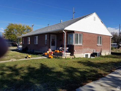 Tiny photo for 5313 S ALPINE DR, Murray, UT 84107 (MLS # 2055060)