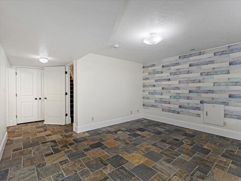 Tiny photo for 1235 E 120 N, Pleasant Grove, UT 84062 (MLS # 2145573)