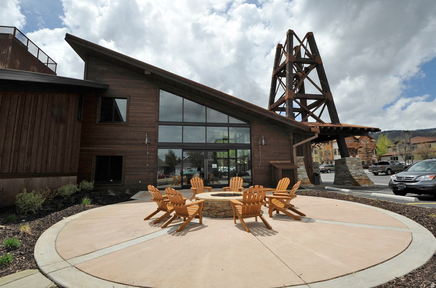 PROSPECTOR SQUARE CONDOS - Residential