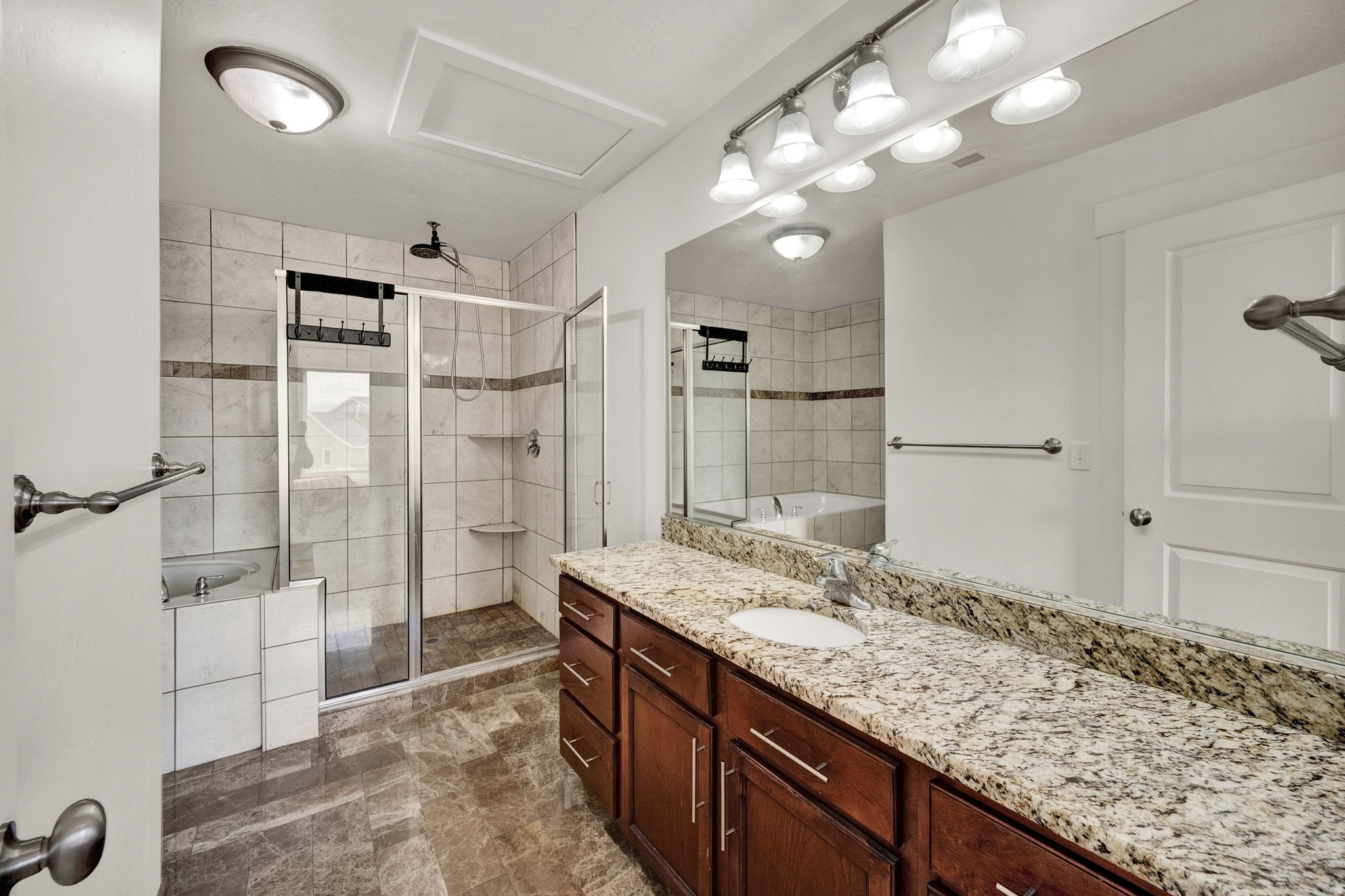 THE HEIGHTS ON QUARRY BEND PUD - Residential