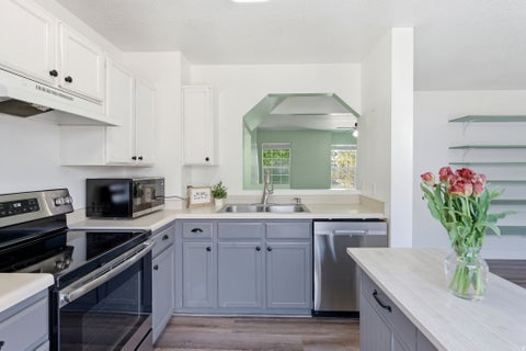 Tiny photo for 367 E 525 S, Clearfield, UT 84015 (MLS # 2168056)
