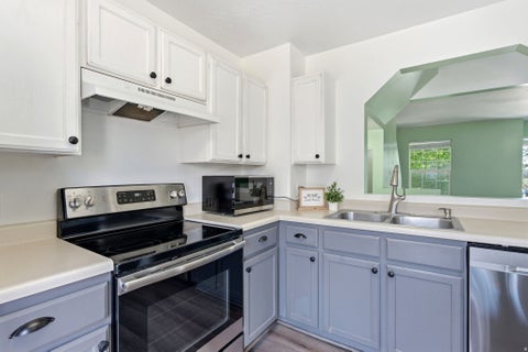 Tiny photo for 367 E 525 S, Clearfield, UT 84015 (MLS # 2168056)