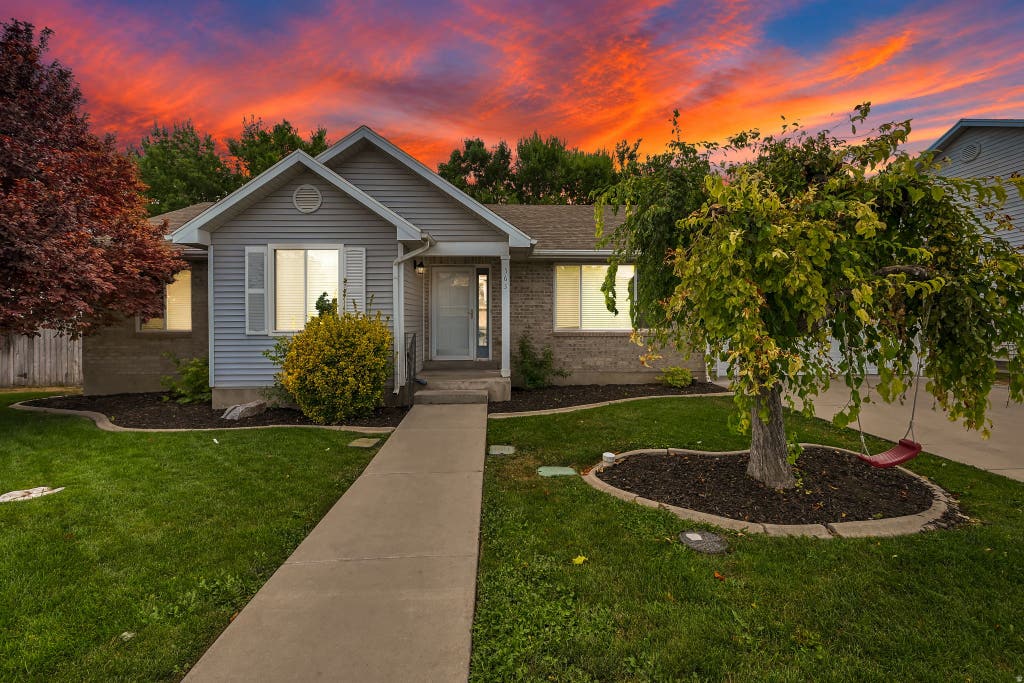Photo of 563 N 2430 W, Provo, UT 84601 (MLS # 2175723)