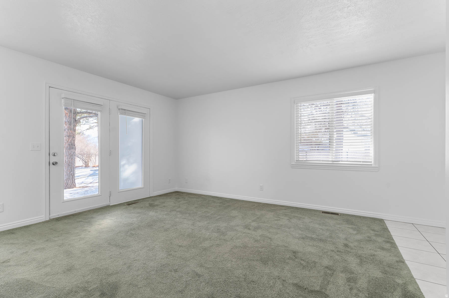 DAYBREAK HILL - Residential