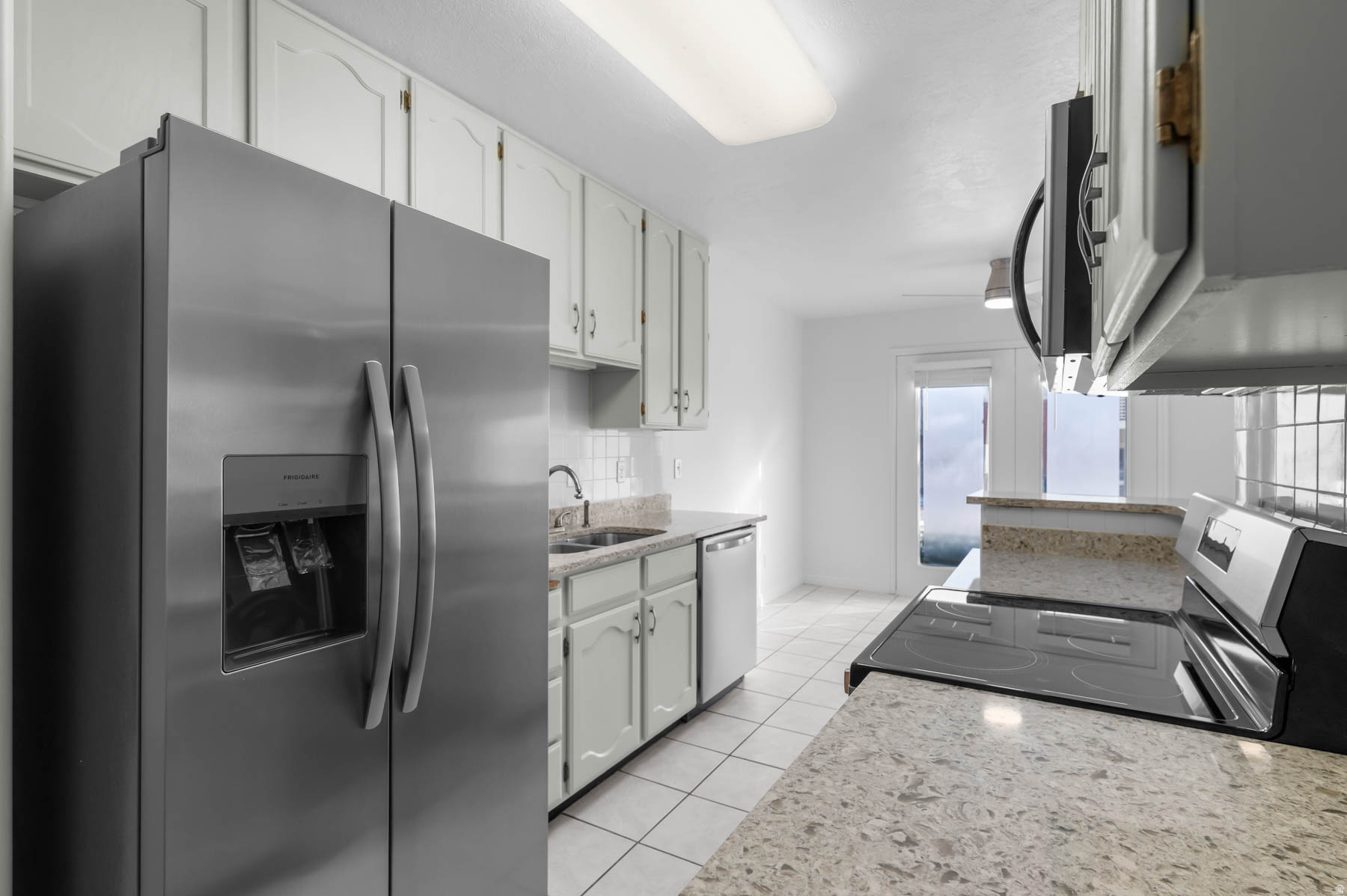 DAYBREAK HILL - Residential