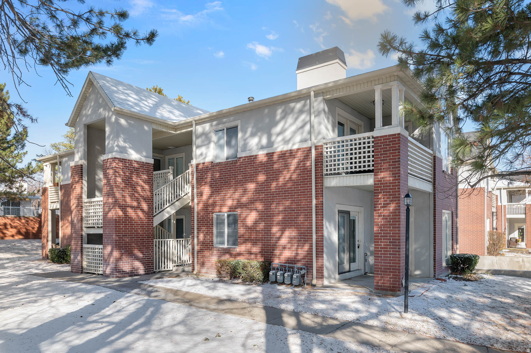 DAYBREAK HILL - Residential