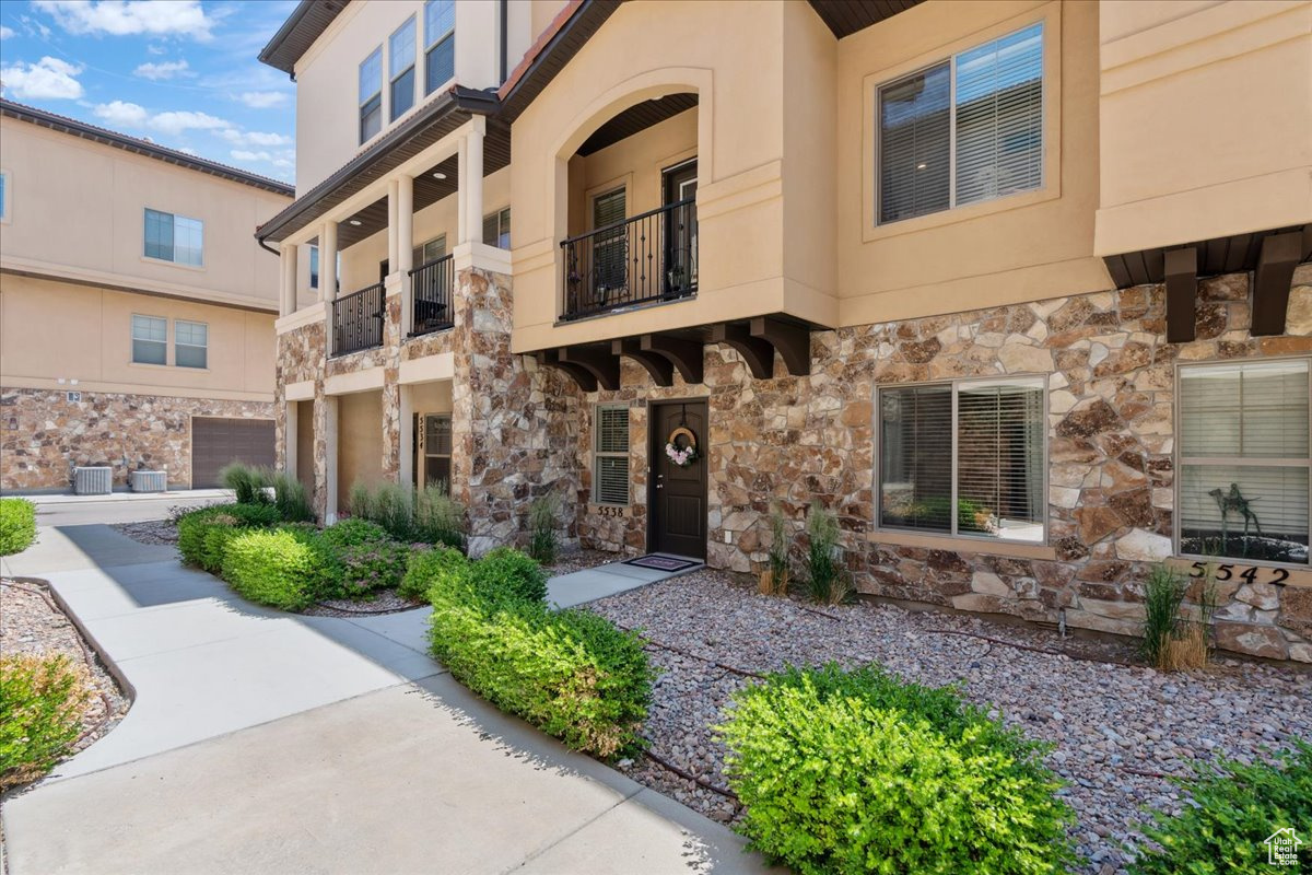 TOSCANA AT HIGHLAND - Residential