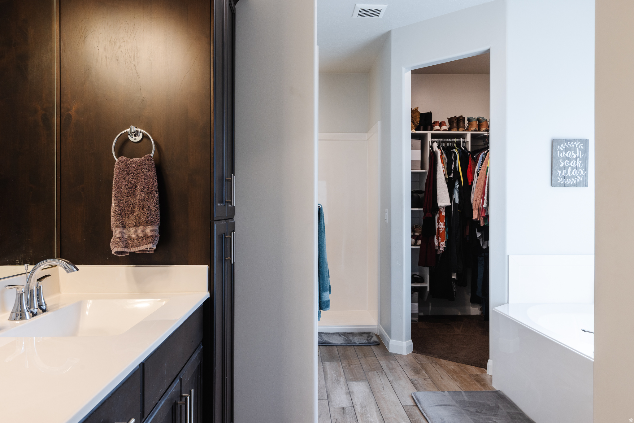 VARANO VISTAS AT DIVARIO PH 1 - Residential