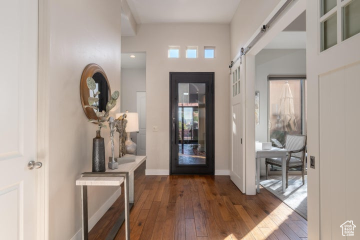 THE ESCAPES OF ENTRADA - Residential