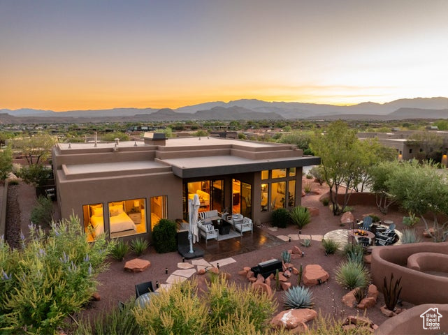 THE ESCAPES OF ENTRADA - Residential