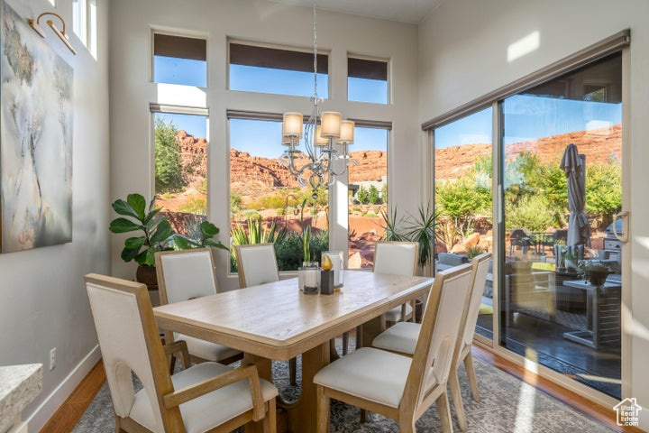 THE ESCAPES OF ENTRADA - Residential