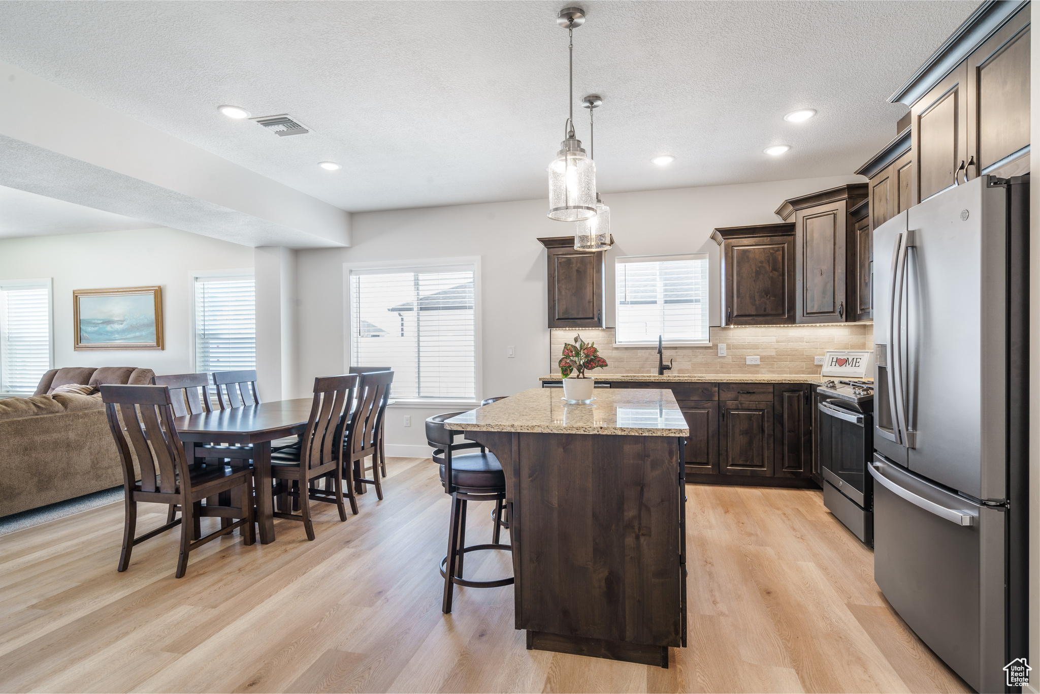 1044 E Southern Homestead Blvd, Enoch, Utah image 8