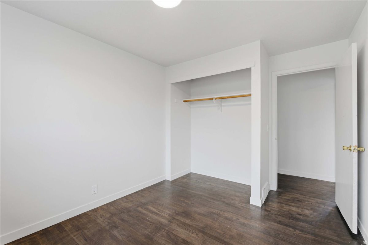 WHITE CITY NO 3 - Residential