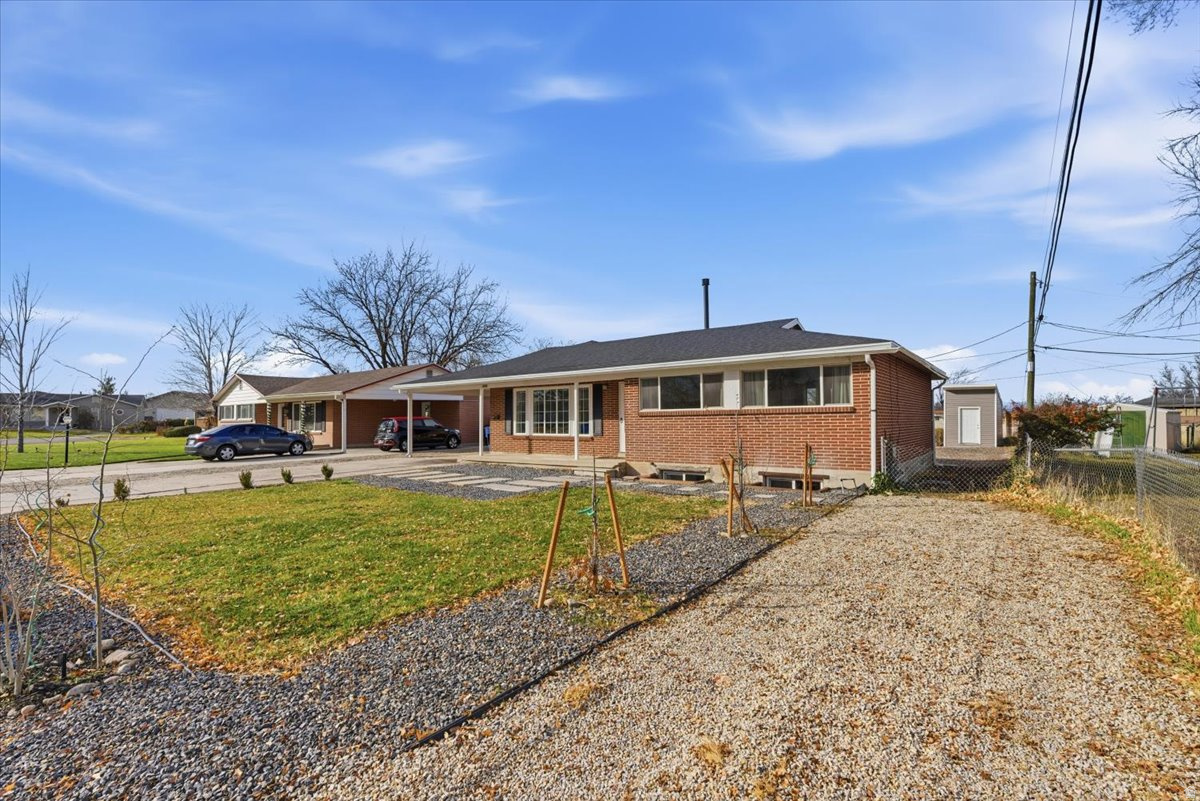 WHITE CITY NO 3 - Residential