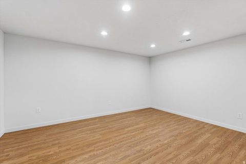 Tiny photo for 9996 S OPAL CIR E, Sandy, UT 84094 (MLS # 2125594)