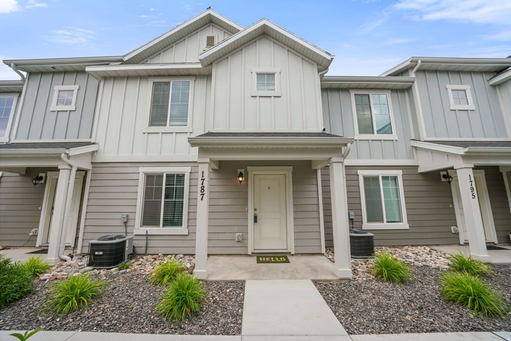 Photo of 1787 N 1240 E, Payson, UT 84651 (MLS # 2160207)