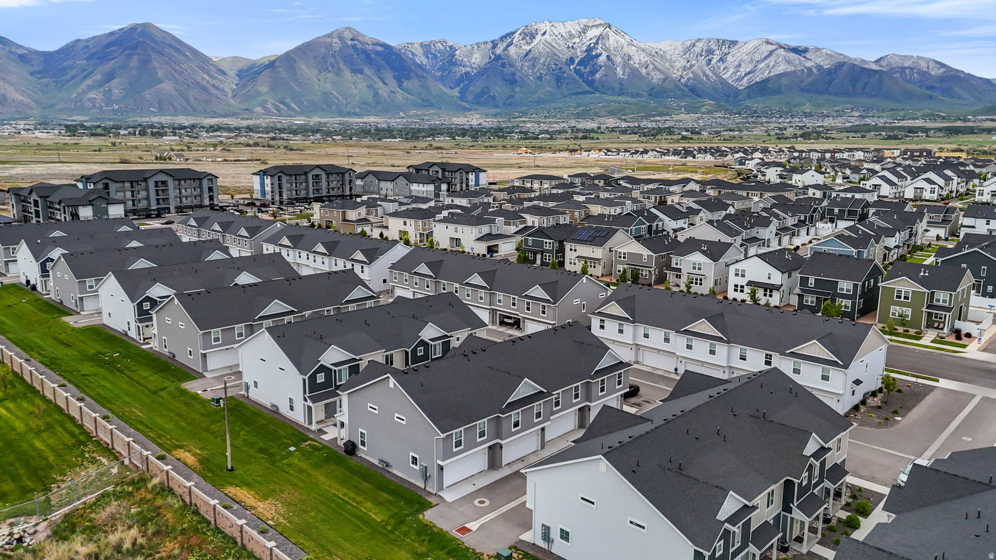 VILLAGES AT ARROWHEAD PARK - Residential