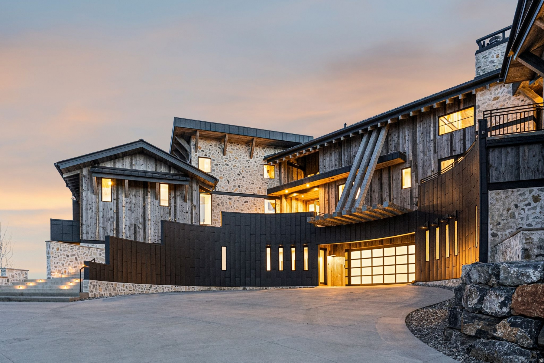 DEER CROSSING SUBDIV - Residential