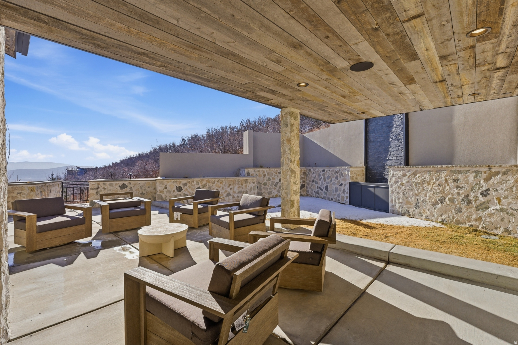 DEER CROSSING SUBDIV - Residential