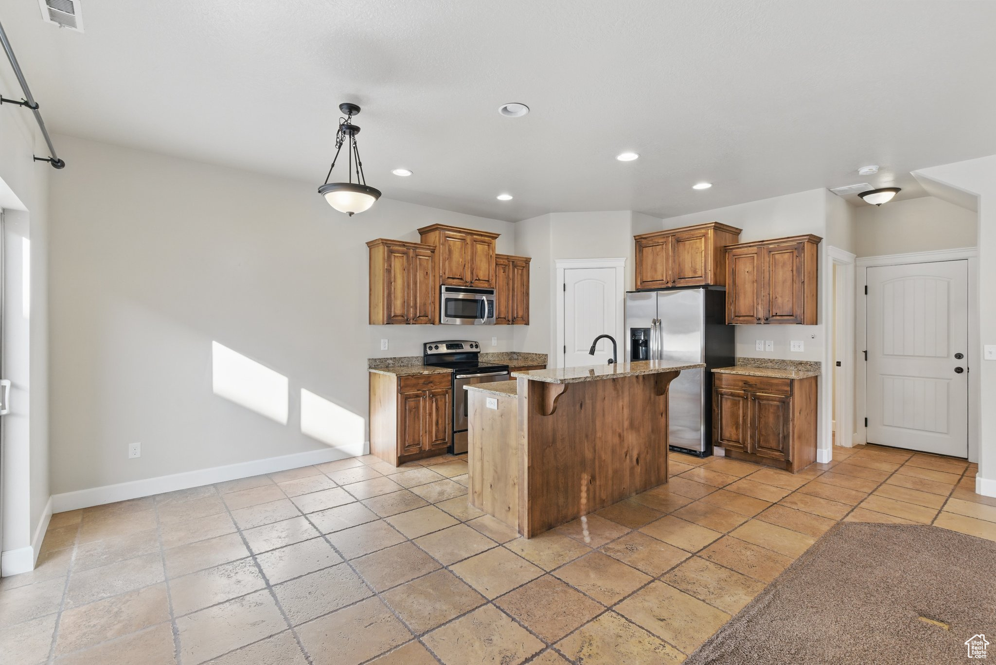 1247 N Baycrest Dr, Saratoga Springs, Utah image 9