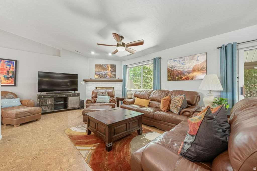Photo of 1040 E 900 S #28, Saint George, UT 84790 (MLS # 2153605)