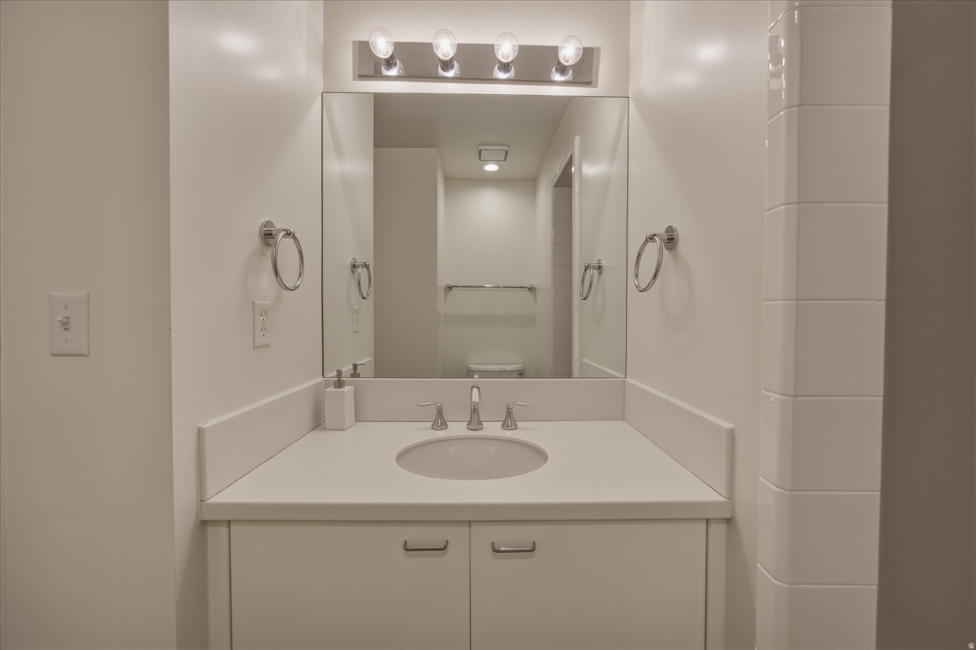 ARLINGTON PARK - Residential