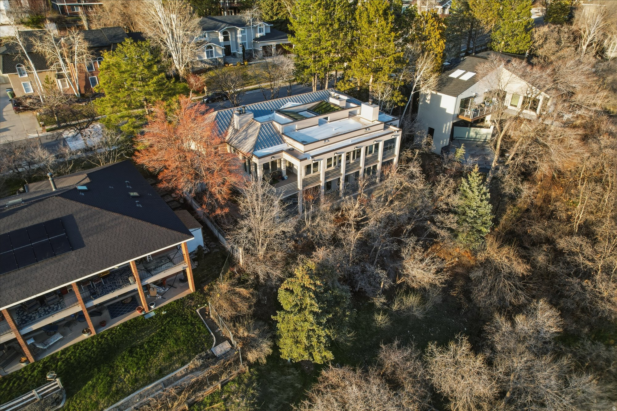 ARLINGTON PARK - Residential