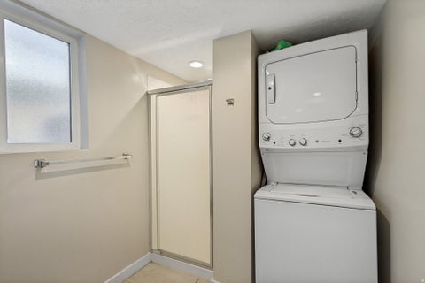 Tiny photo for 966 E 400 N, Bountiful, UT 84010 (MLS # 2184219)
