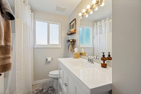 Tiny photo for 966 E 400 N, Bountiful, UT 84010 (MLS # 2184219)
