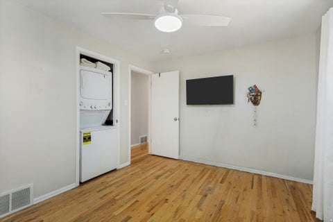 Tiny photo for 966 E 400 N, Bountiful, UT 84010 (MLS # 2184219)