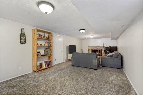 Tiny photo for 966 E 400 N, Bountiful, UT 84010 (MLS # 2184219)