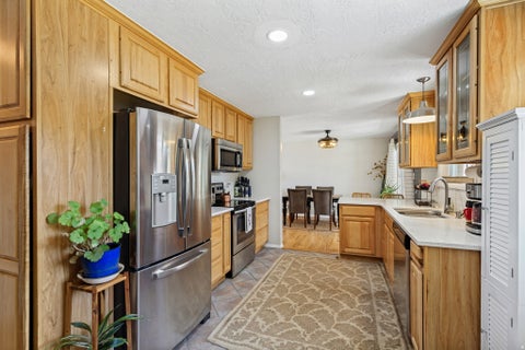 Tiny photo for 966 E 400 N, Bountiful, UT 84010 (MLS # 2184219)