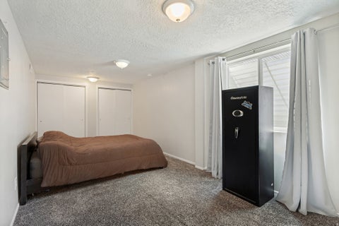 Tiny photo for 966 E 400 N, Bountiful, UT 84010 (MLS # 2184219)