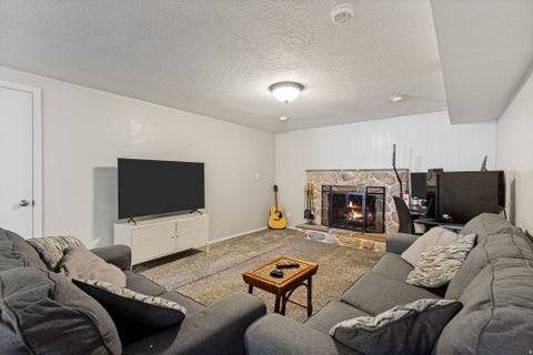 Tiny photo for 966 E 400 N, Bountiful, UT 84010 (MLS # 2184219)