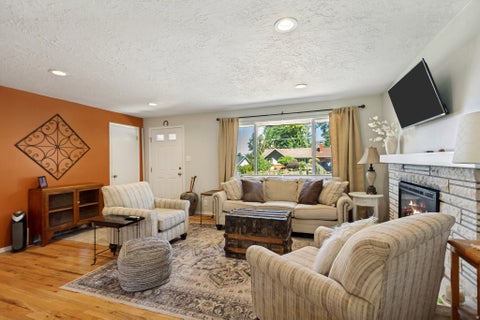 Tiny photo for 966 E 400 N, Bountiful, UT 84010 (MLS # 2184219)