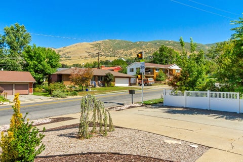 Tiny photo for 966 E 400 N, Bountiful, UT 84010 (MLS # 2184219)