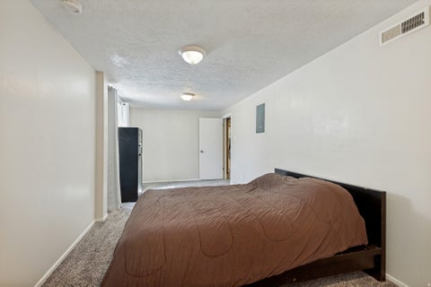 Tiny photo for 966 E 400 N, Bountiful, UT 84010 (MLS # 2184219)