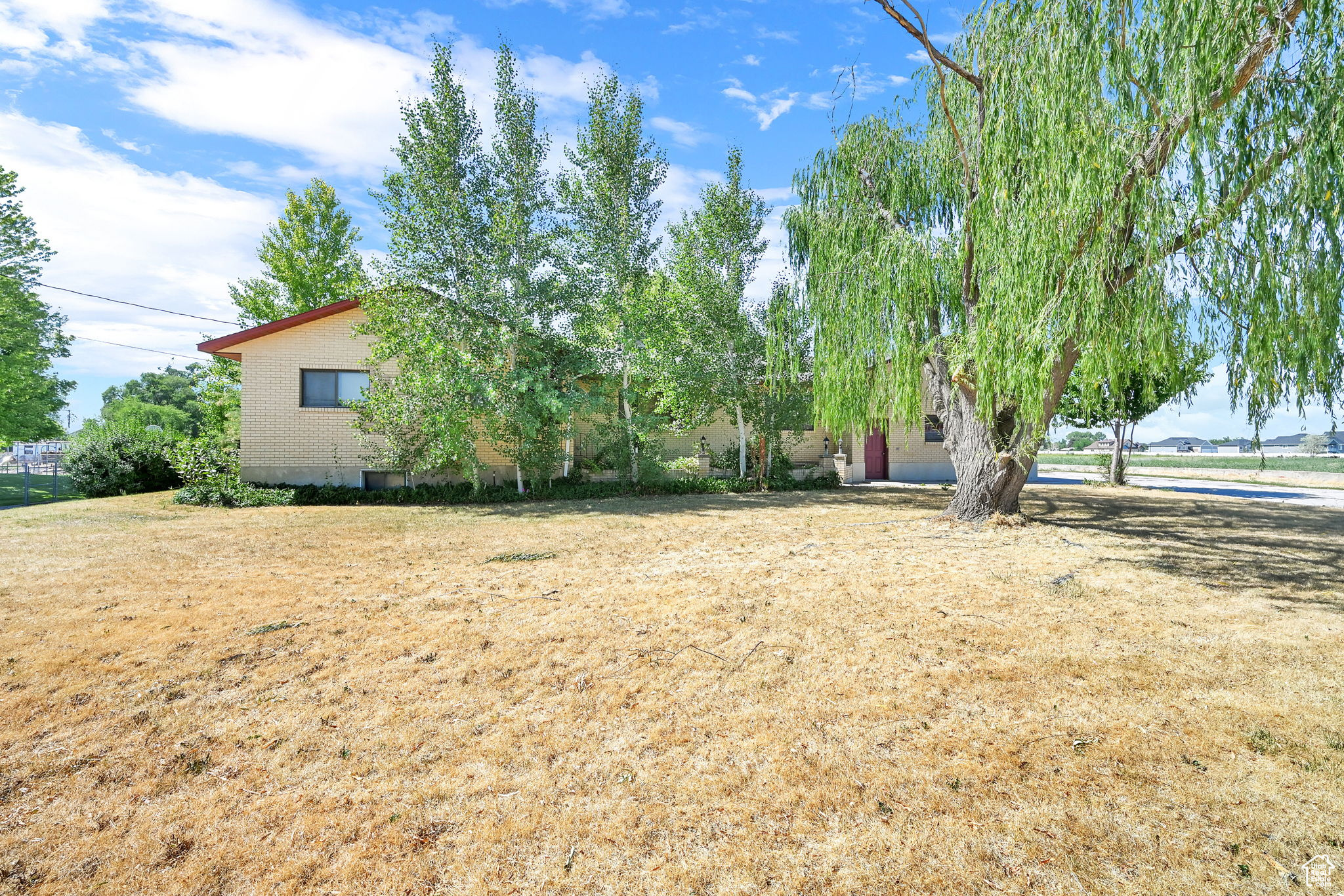 Hooper, Utah 84315, United States, 2 Bedrooms Bedrooms, ,3 BathroomsBathrooms,Residential,Active,166416